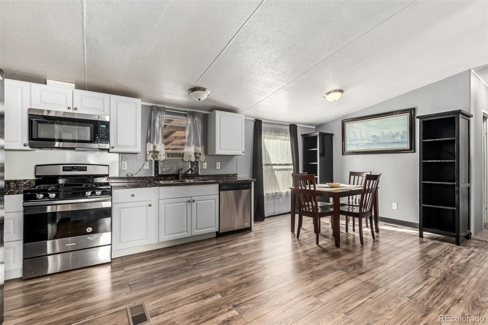 MLS Image #5 for 1807  38th street,evans, Colorado