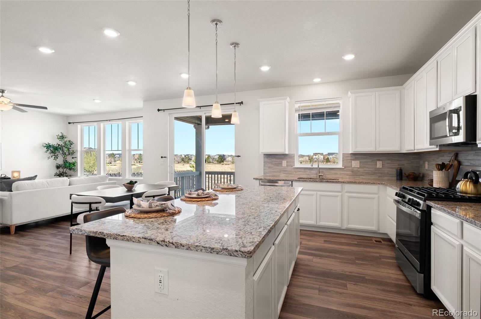 MLS Image #10 for 455 n old hammer street,aurora, Colorado