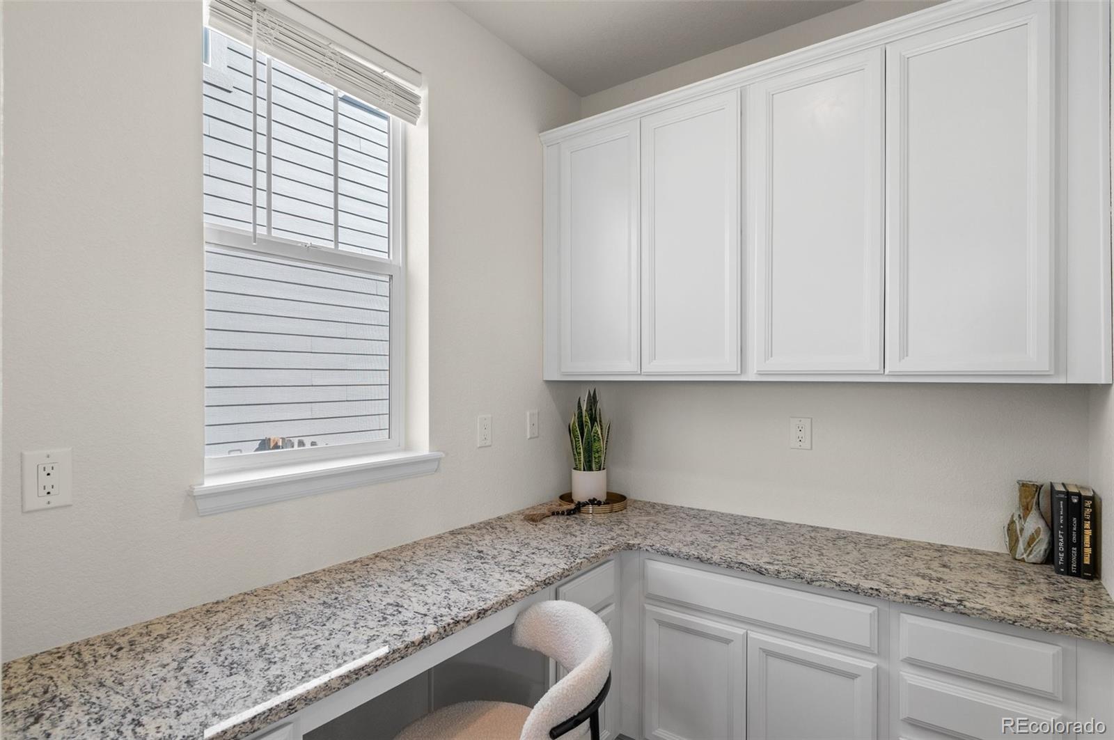 MLS Image #12 for 455 n old hammer street,aurora, Colorado