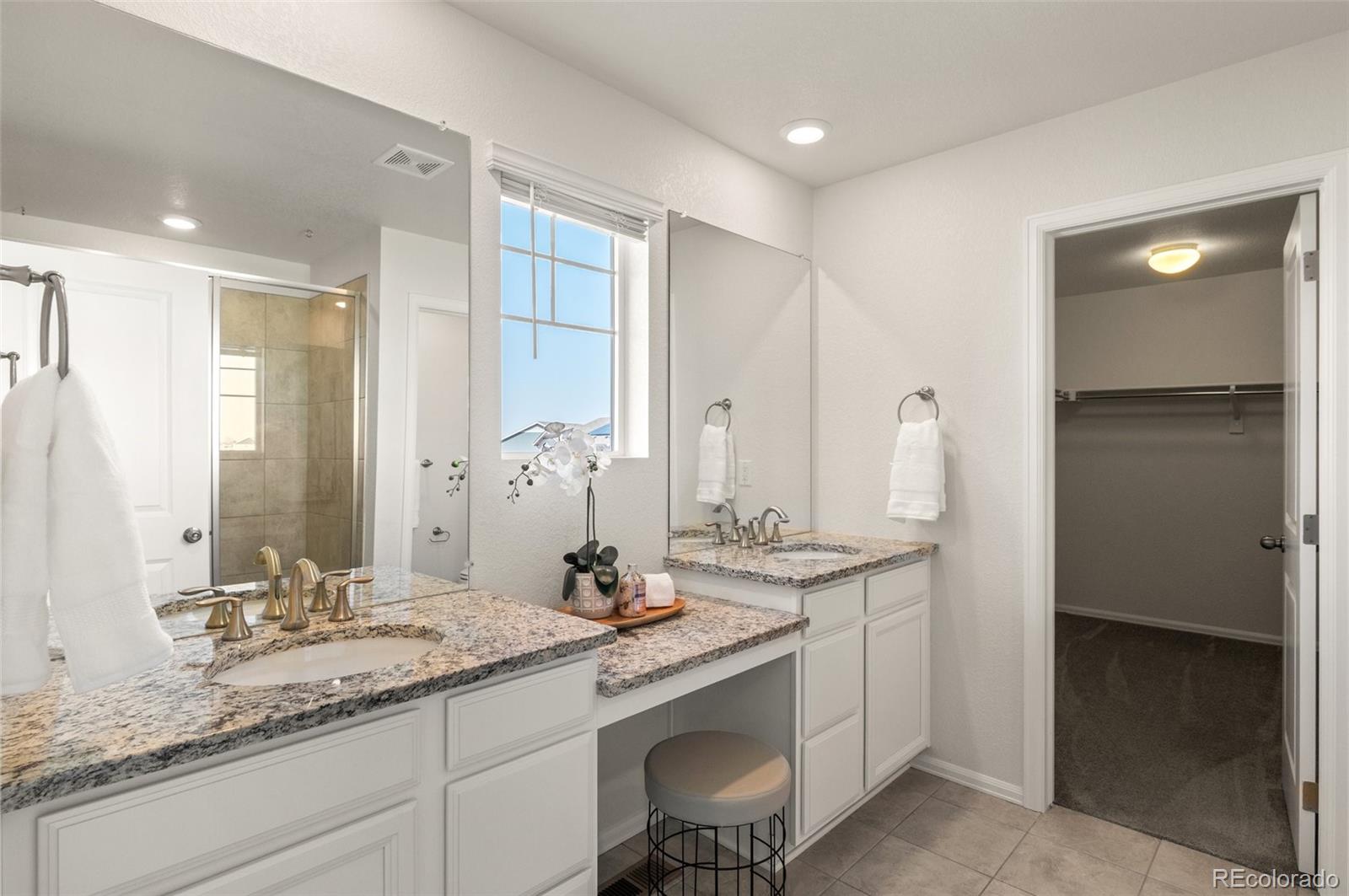 MLS Image #17 for 455 n old hammer street,aurora, Colorado