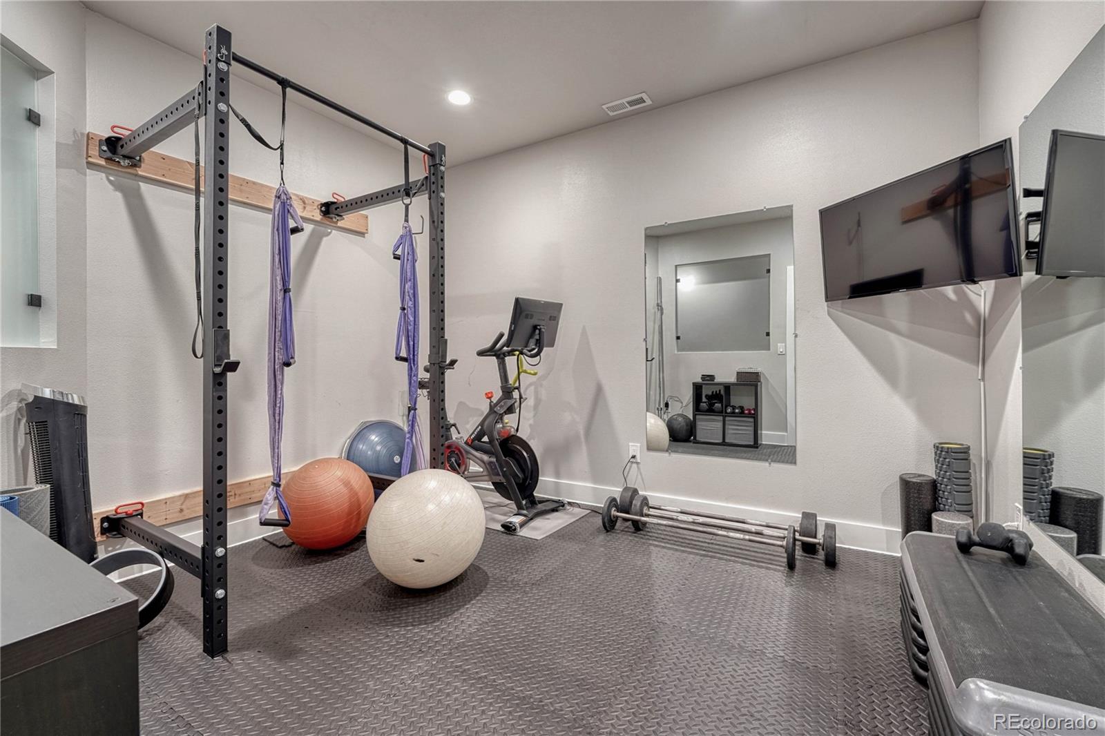 MLS Image #33 for 2948 s clarkson street,englewood, Colorado
