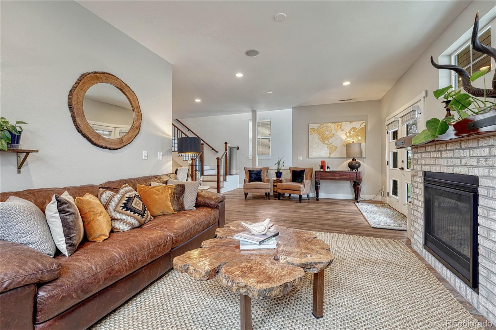 MLS Image #4 for 2948 s clarkson street,englewood, Colorado