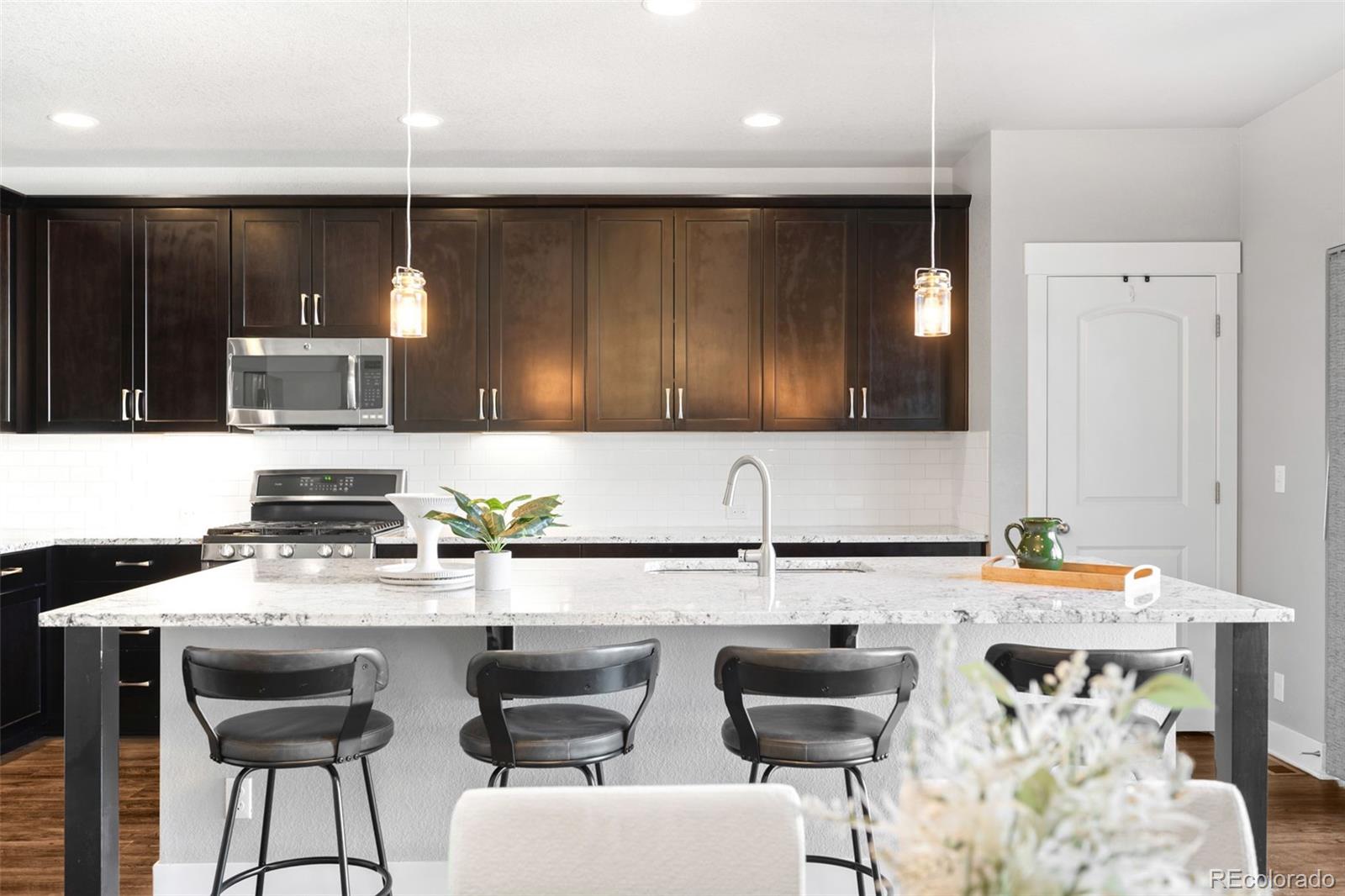 MLS Image #10 for 2366  central park boulevard,denver, Colorado
