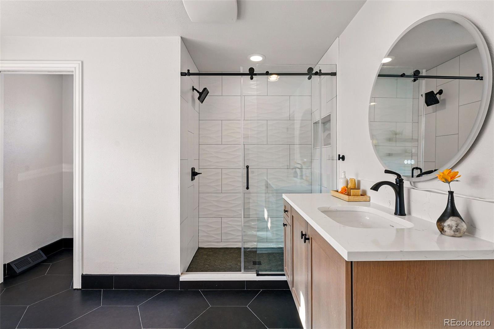 MLS Image #16 for 4074 s poplar way,denver, Colorado