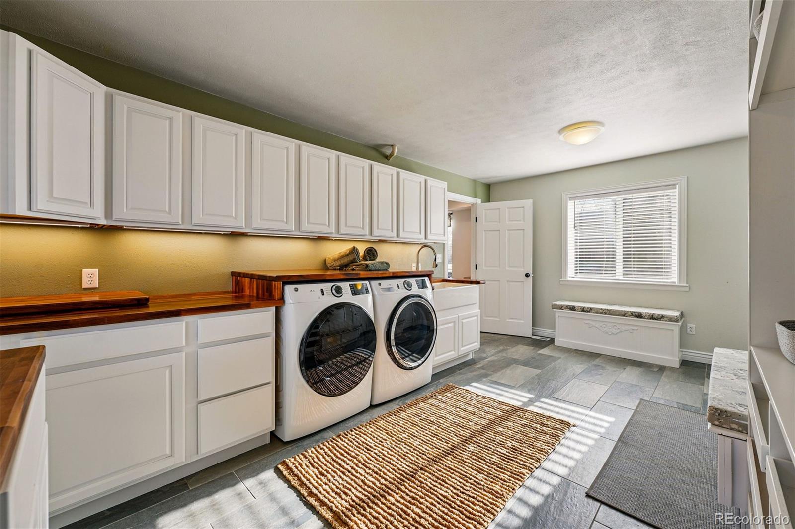 MLS Image #18 for 4074 s poplar way,denver, Colorado