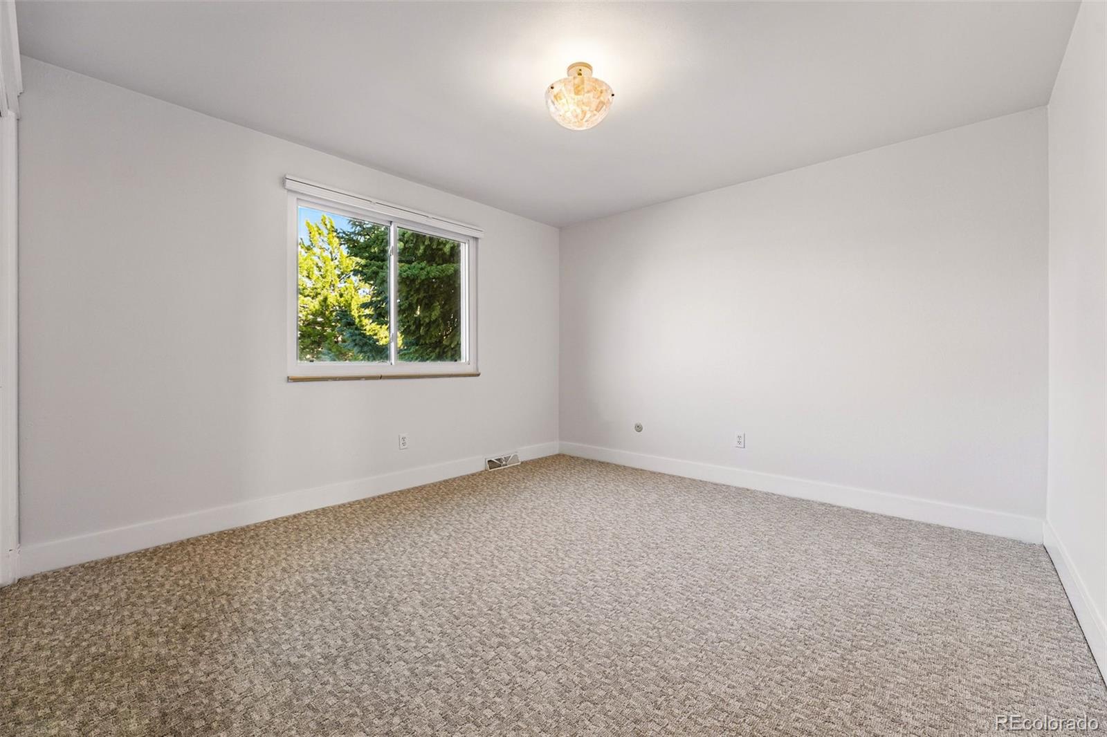 MLS Image #27 for 4074 s poplar way,denver, Colorado