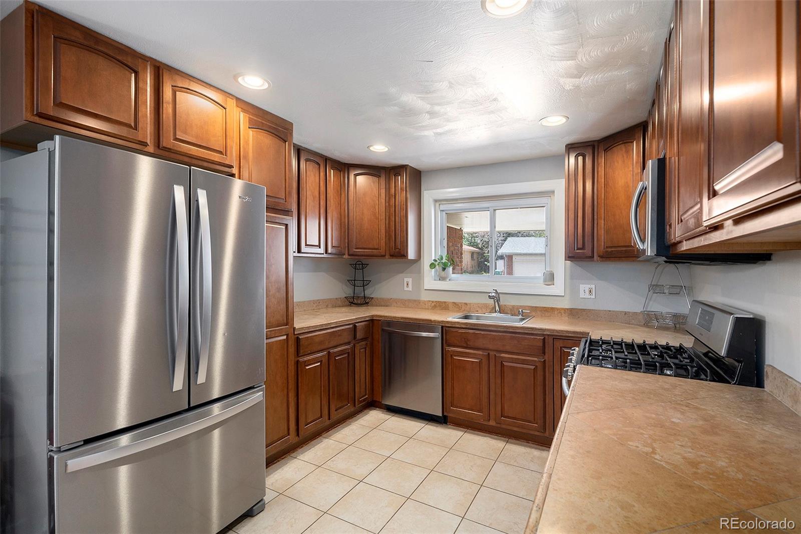 MLS Image #5 for 6676 s kit carson street,centennial, Colorado