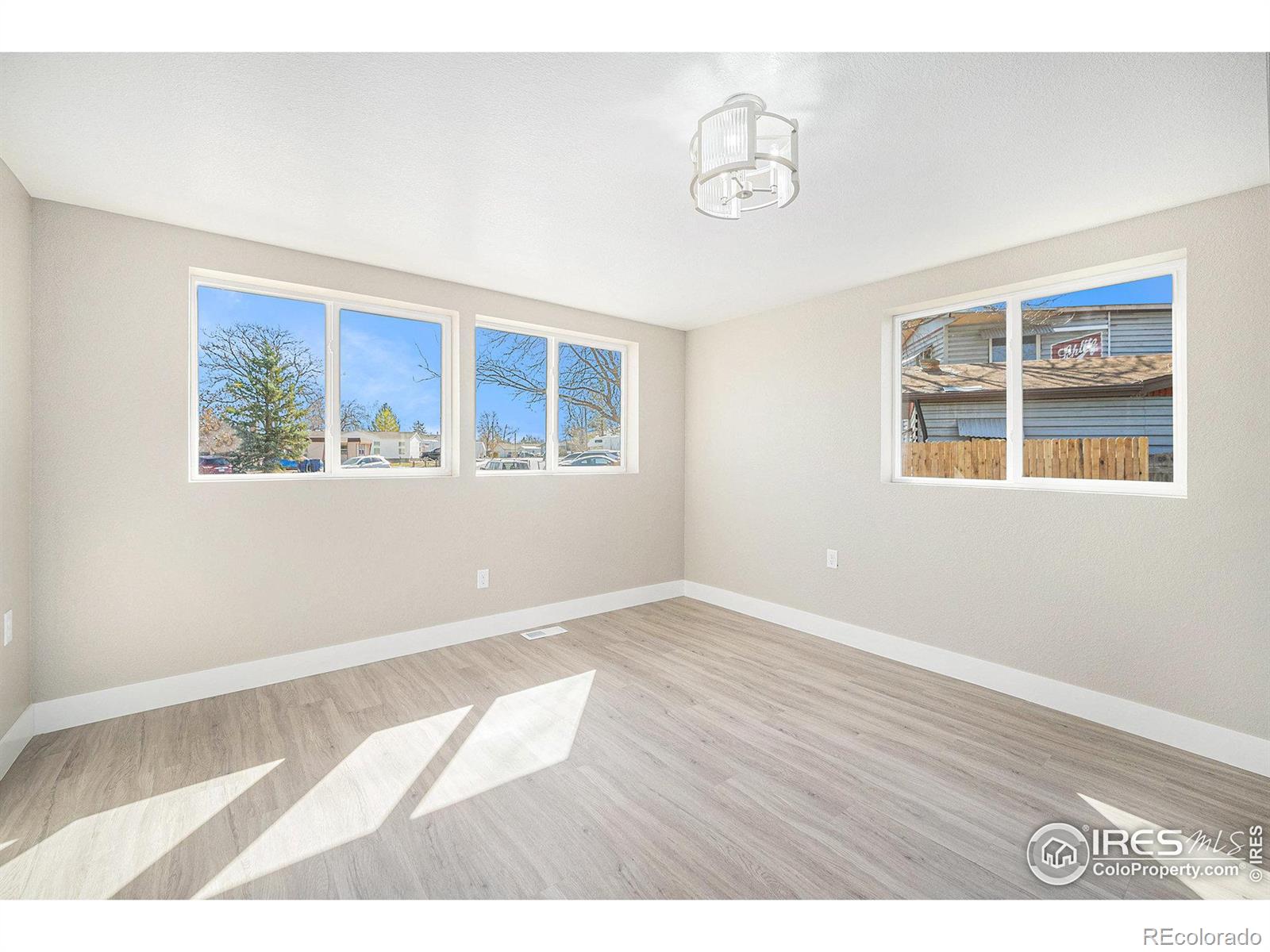 MLS Image #12 for 645  glen dale street,dacono, Colorado