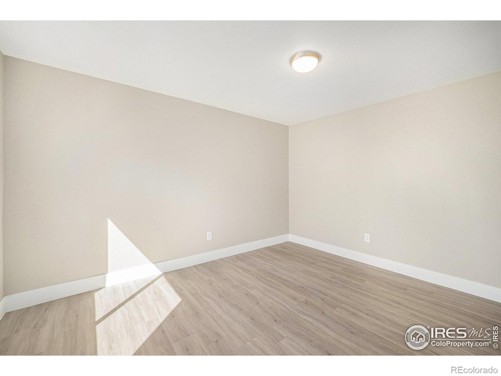 MLS Image #18 for 645  glen dale street,dacono, Colorado