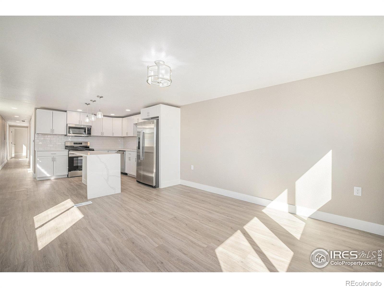 MLS Image #3 for 645  glen dale street,dacono, Colorado