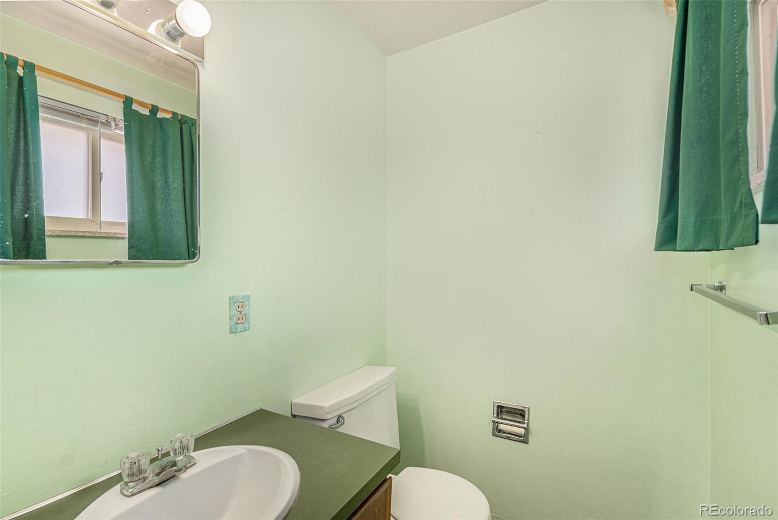 MLS Image #9 for 4395 e arapahoe place,centennial, Colorado