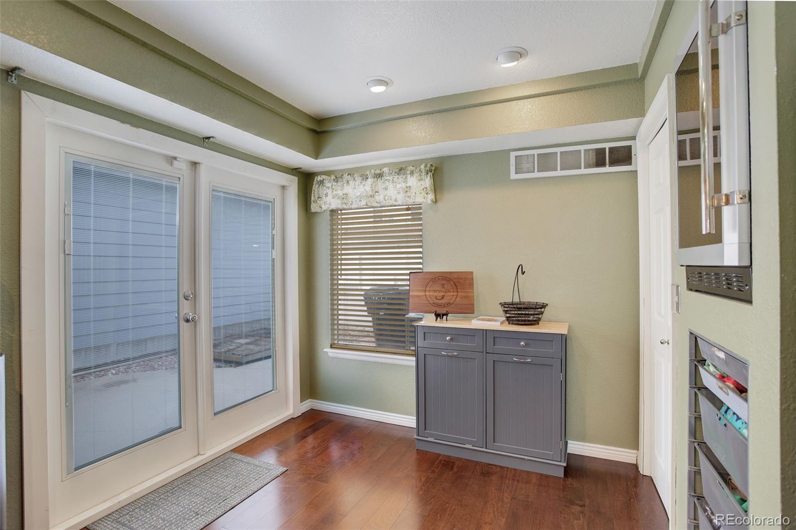 MLS Image #5 for 4673  perth street,denver, Colorado