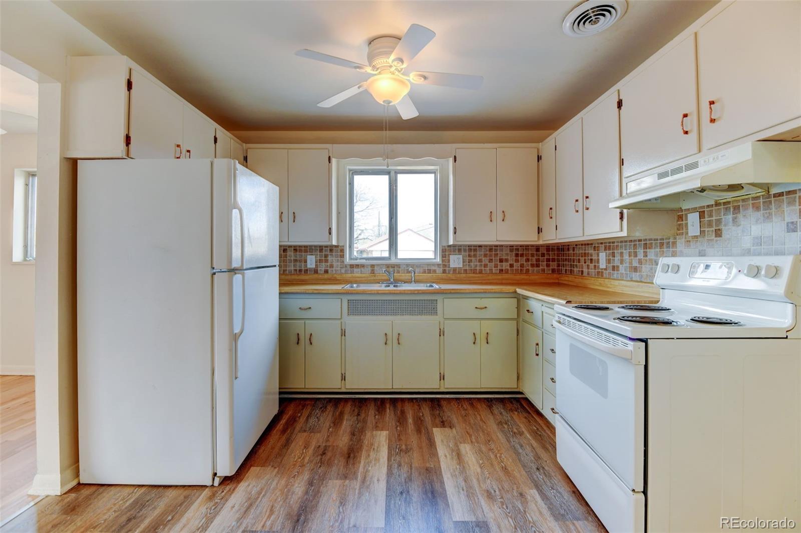 MLS Image #15 for 6970  avrum drive,denver, Colorado