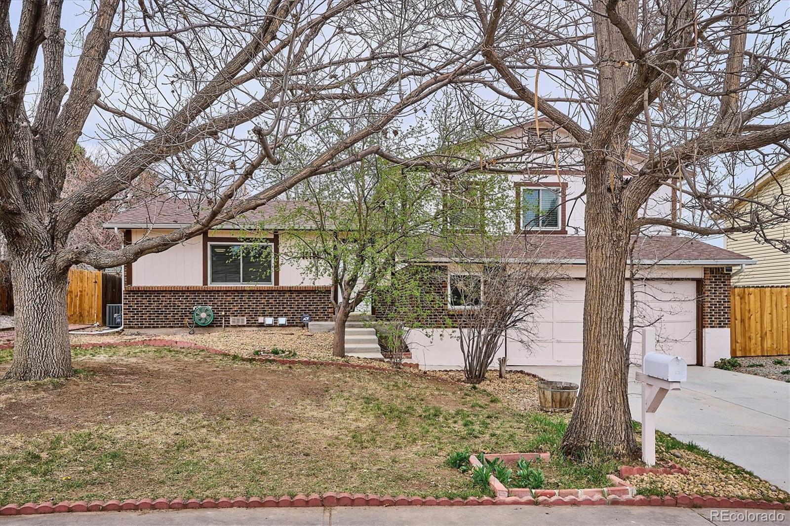 MLS Image #2 for 15155 e bails place,aurora, Colorado