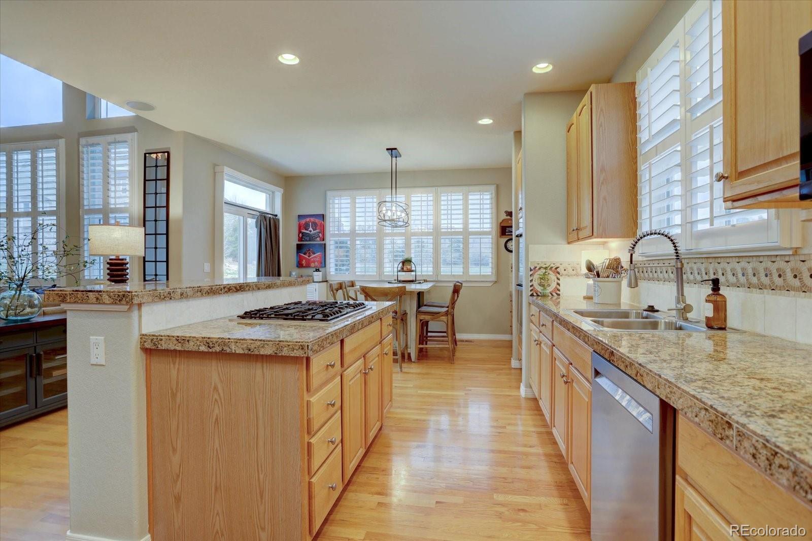MLS Image #9 for 22921 e euclid circle,aurora, Colorado