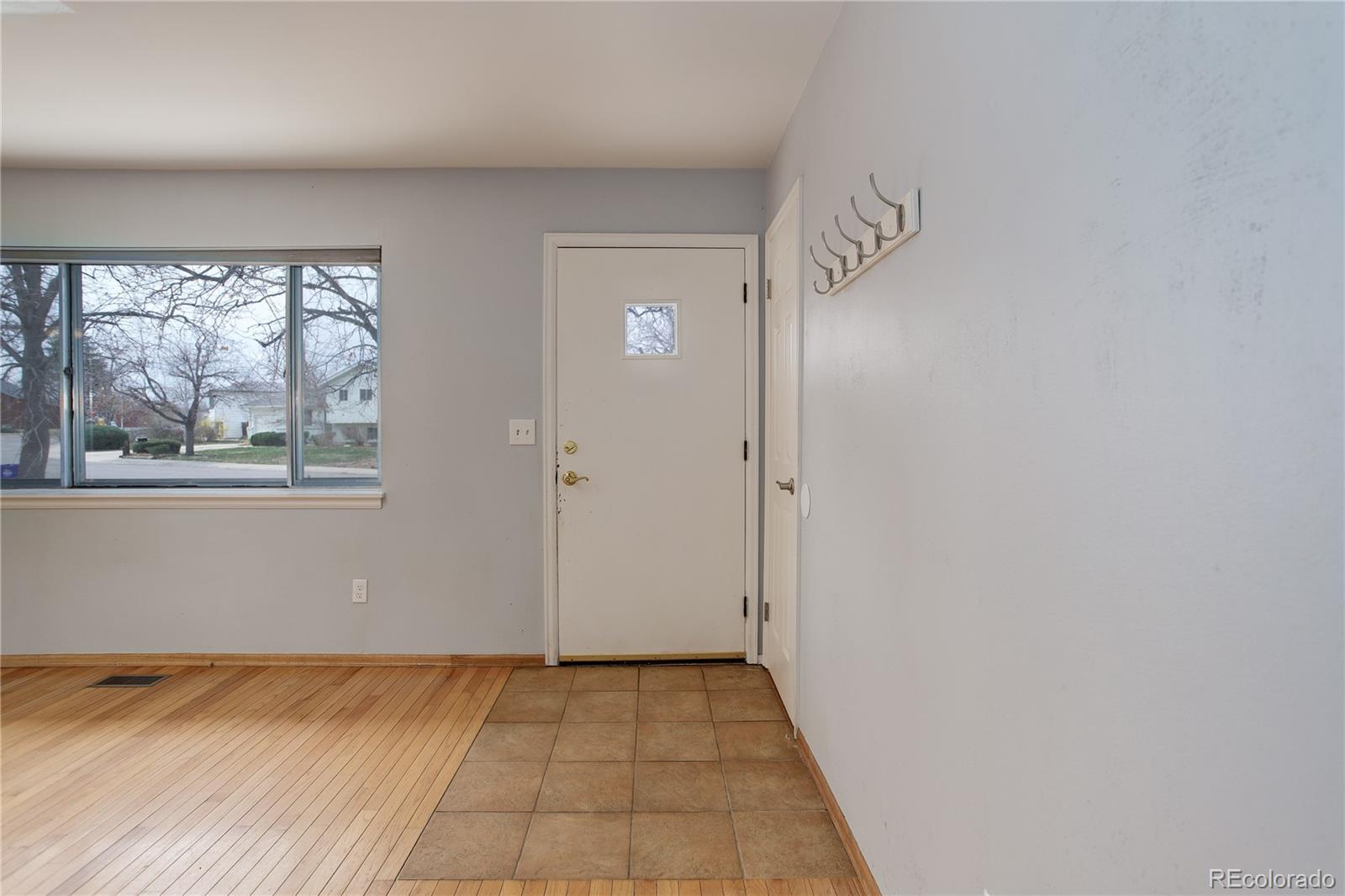 MLS Image #2 for 1056 s macon way,aurora, Colorado