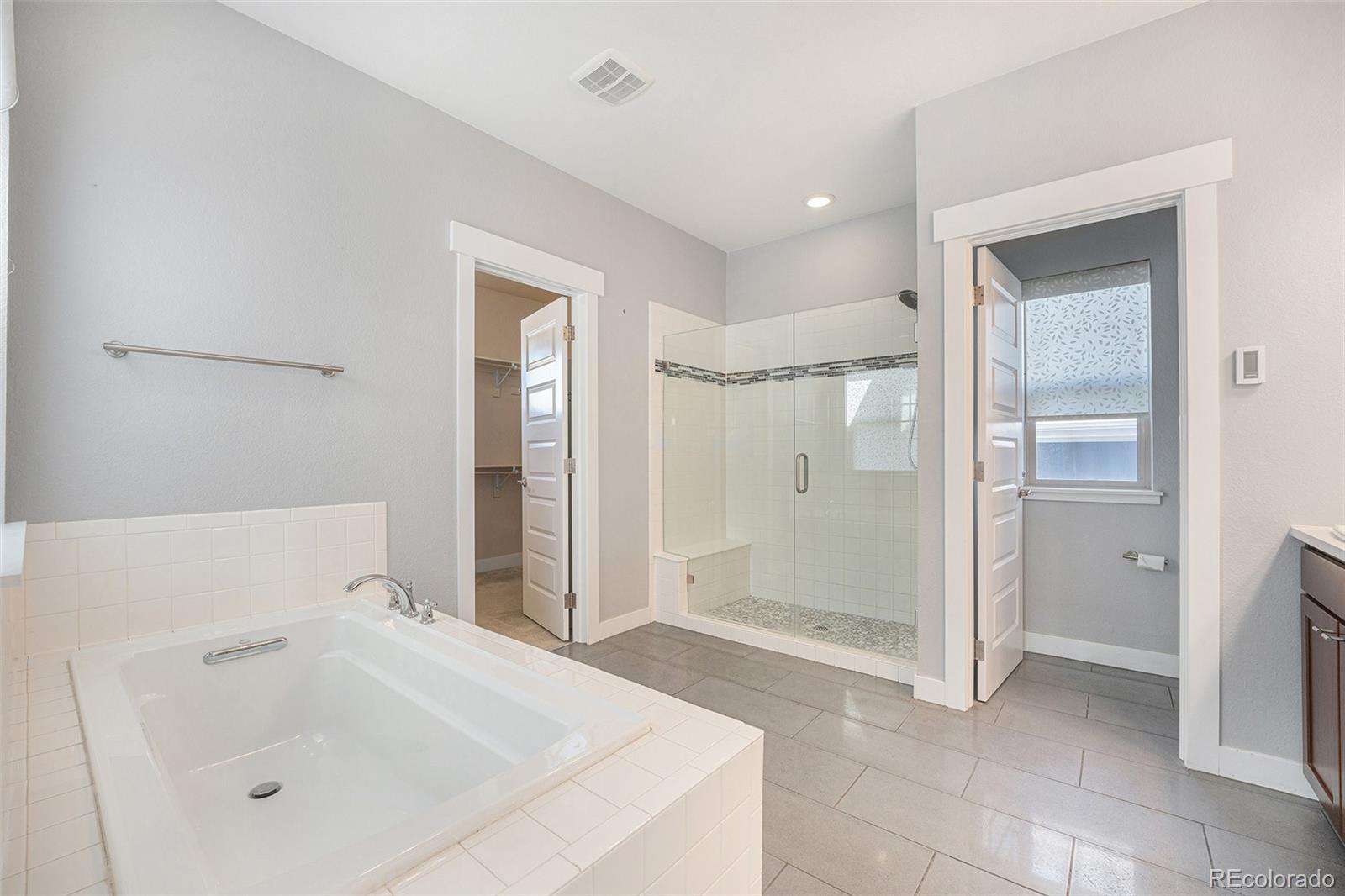 MLS Image #12 for 4941 n xenia street,denver, Colorado