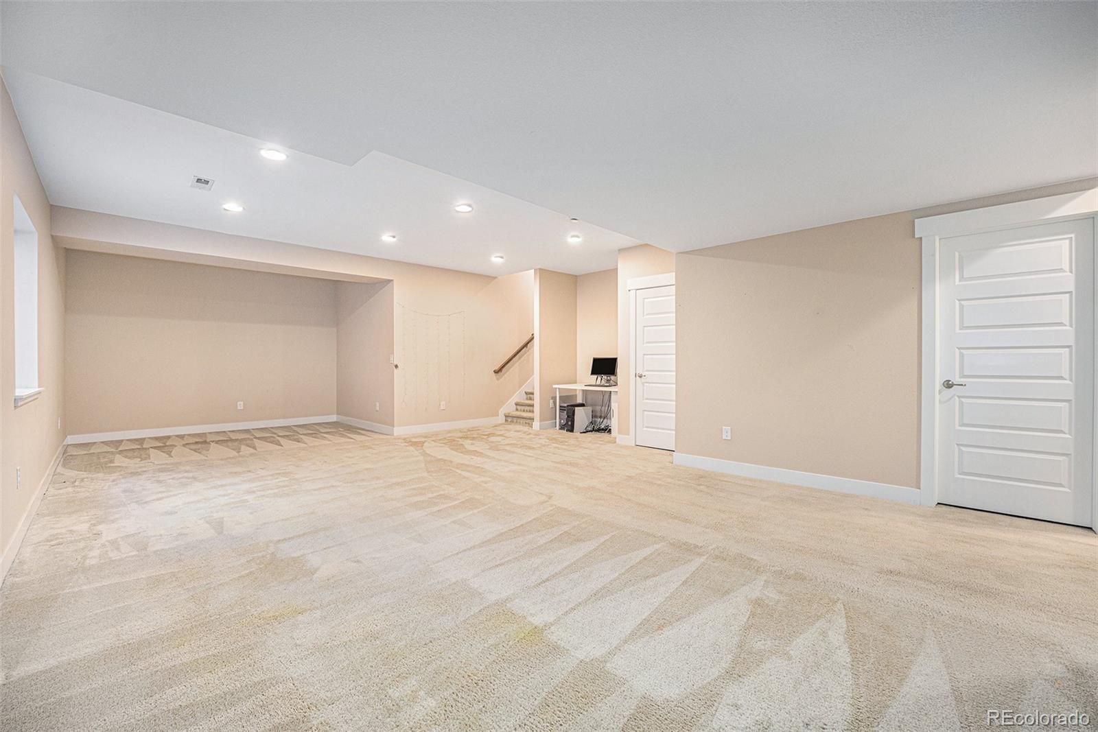 MLS Image #17 for 4941 n xenia street,denver, Colorado