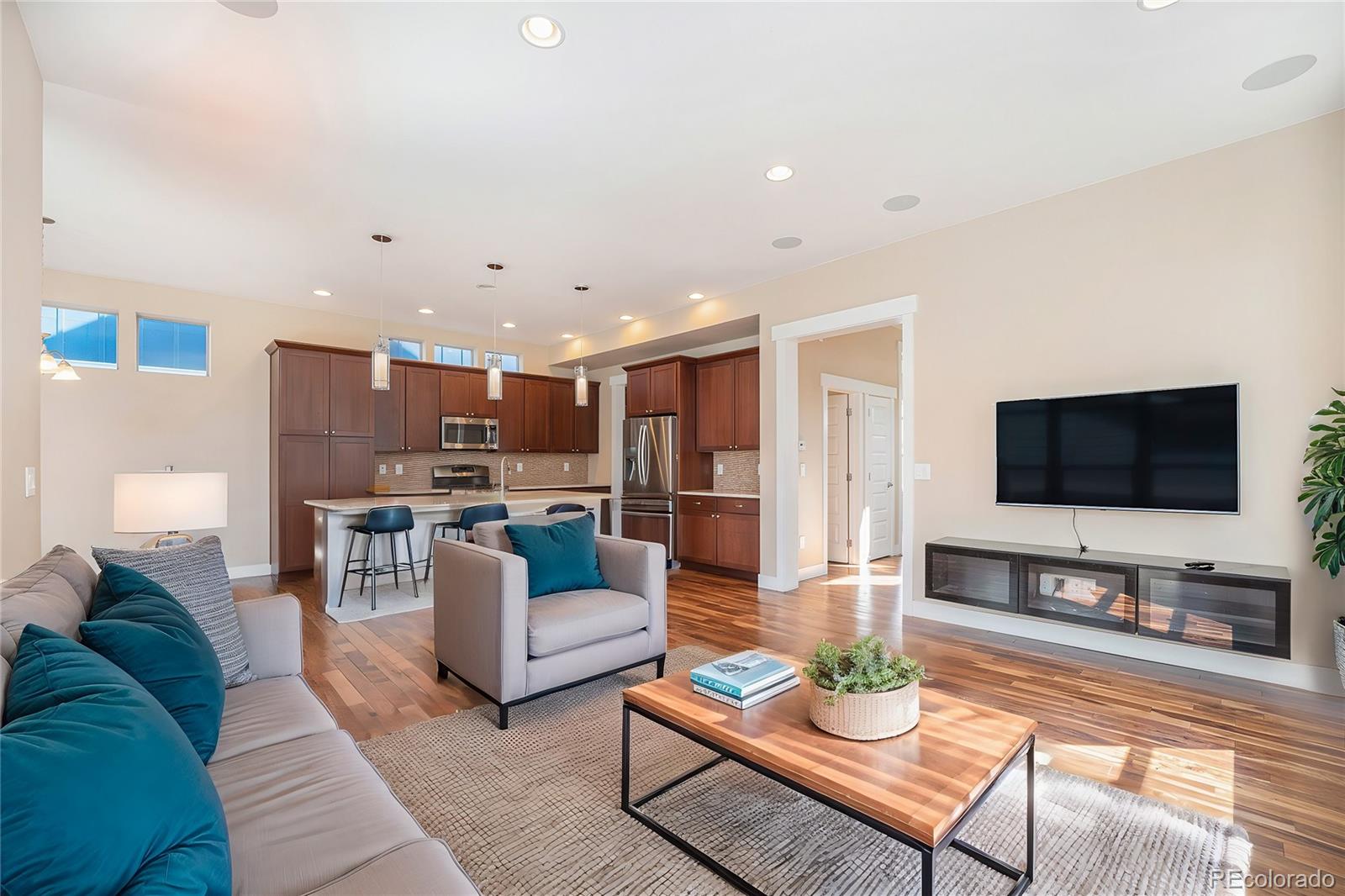 MLS Image #5 for 4941 n xenia street,denver, Colorado