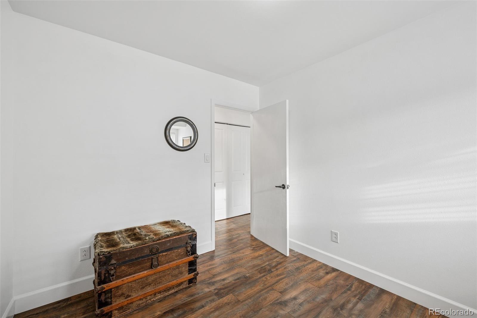MLS Image #11 for 1025 n 19th street,colorado springs, Colorado