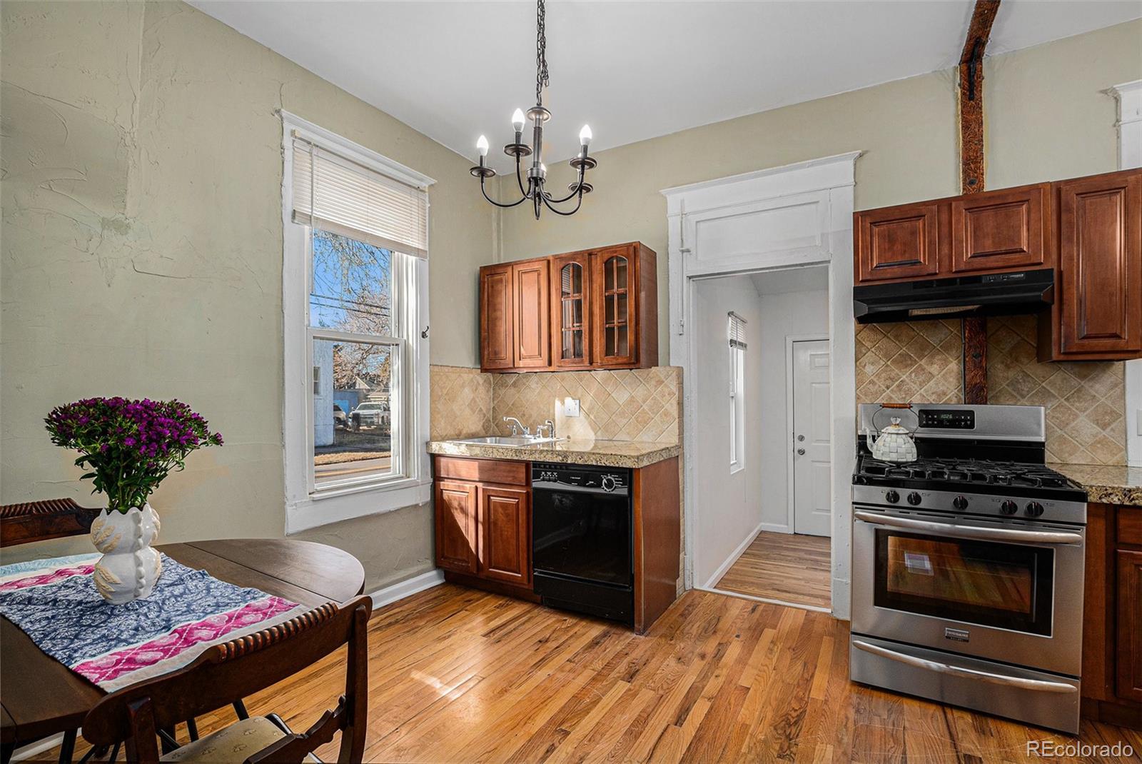 MLS Image #11 for 301  fox street,denver, Colorado