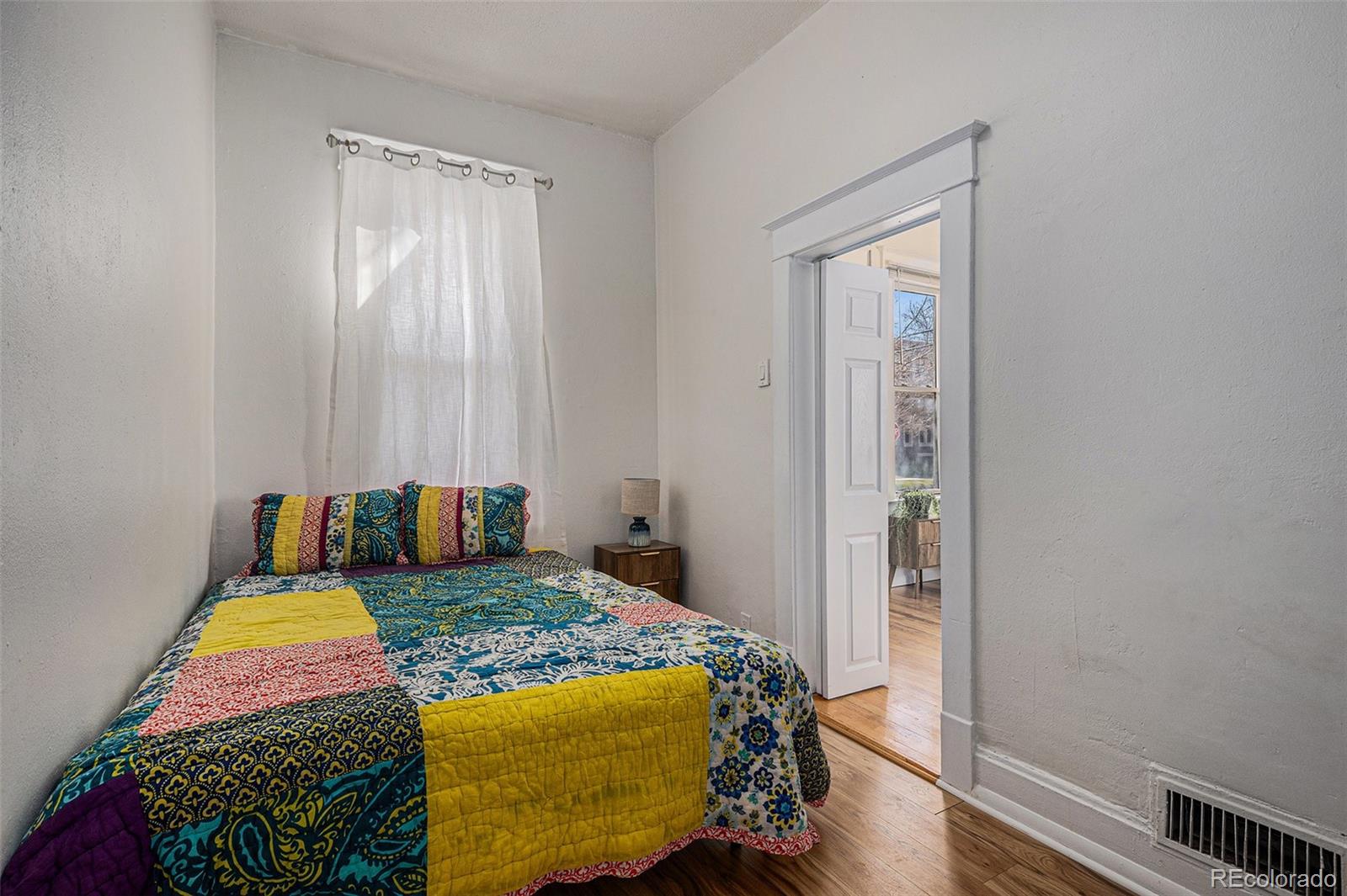 MLS Image #9 for 301  fox street,denver, Colorado