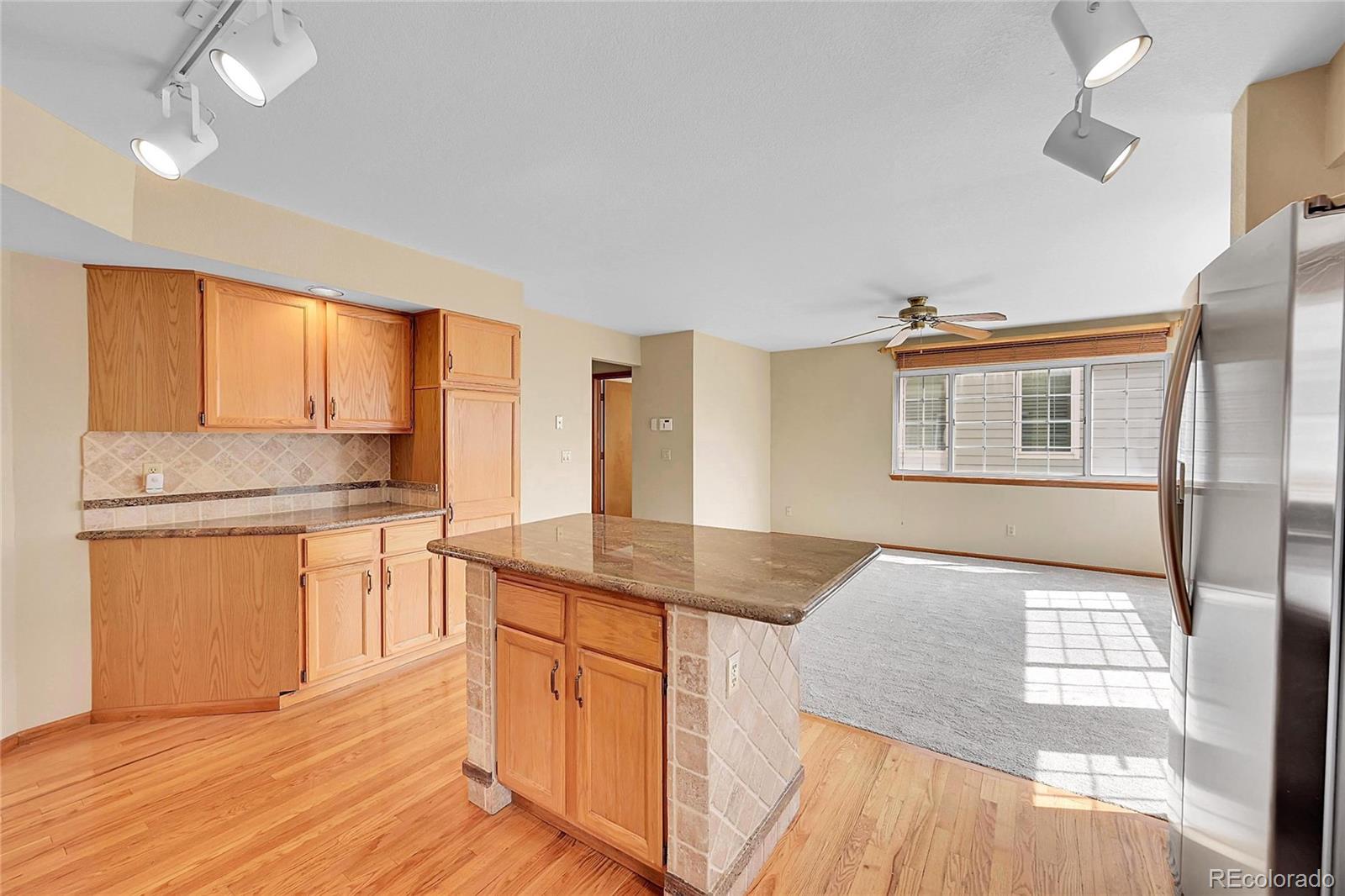 MLS Image #11 for 18736 e powers place,aurora, Colorado
