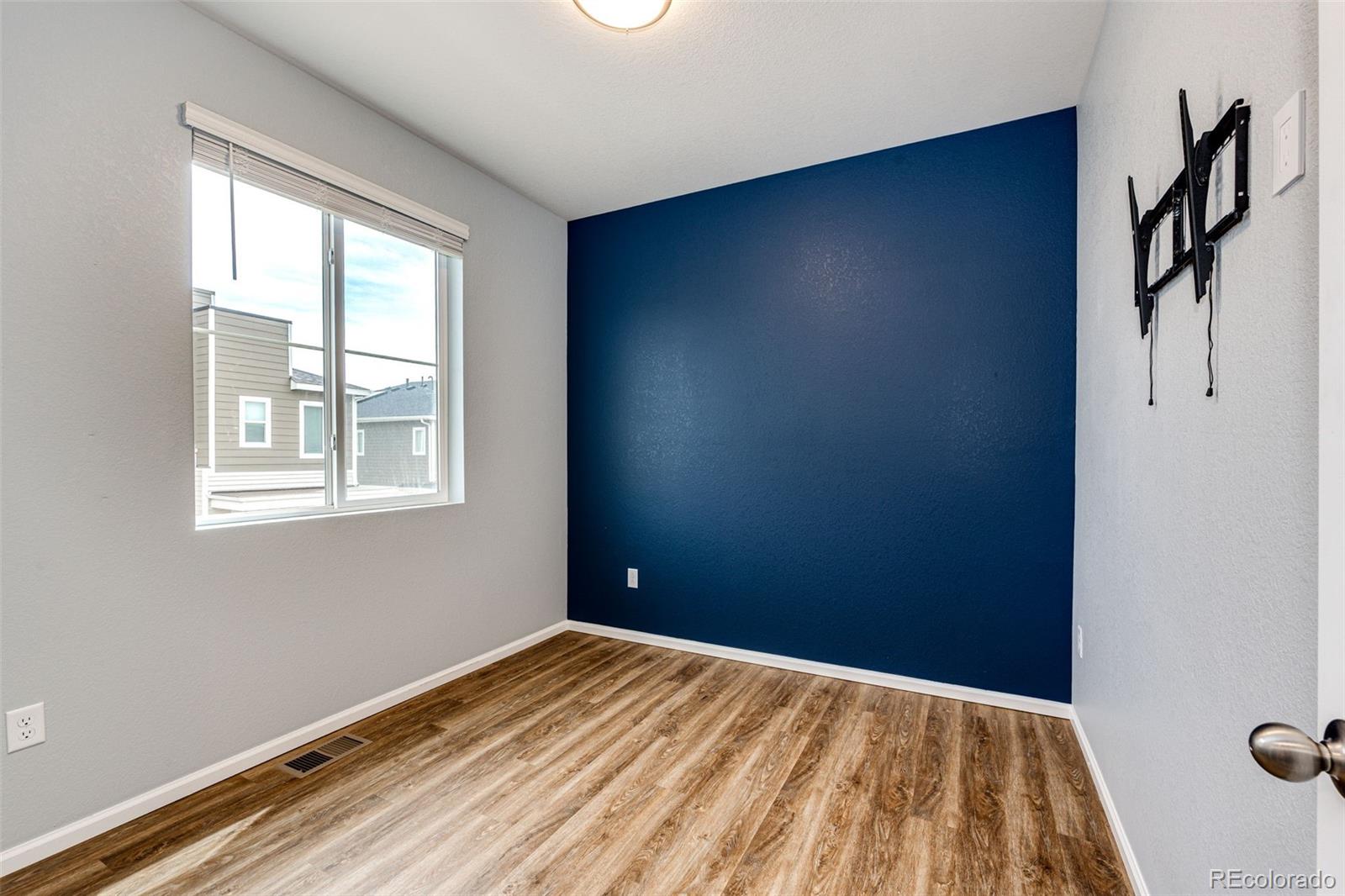 MLS Image #14 for 24263 e 41st avenue,aurora, Colorado