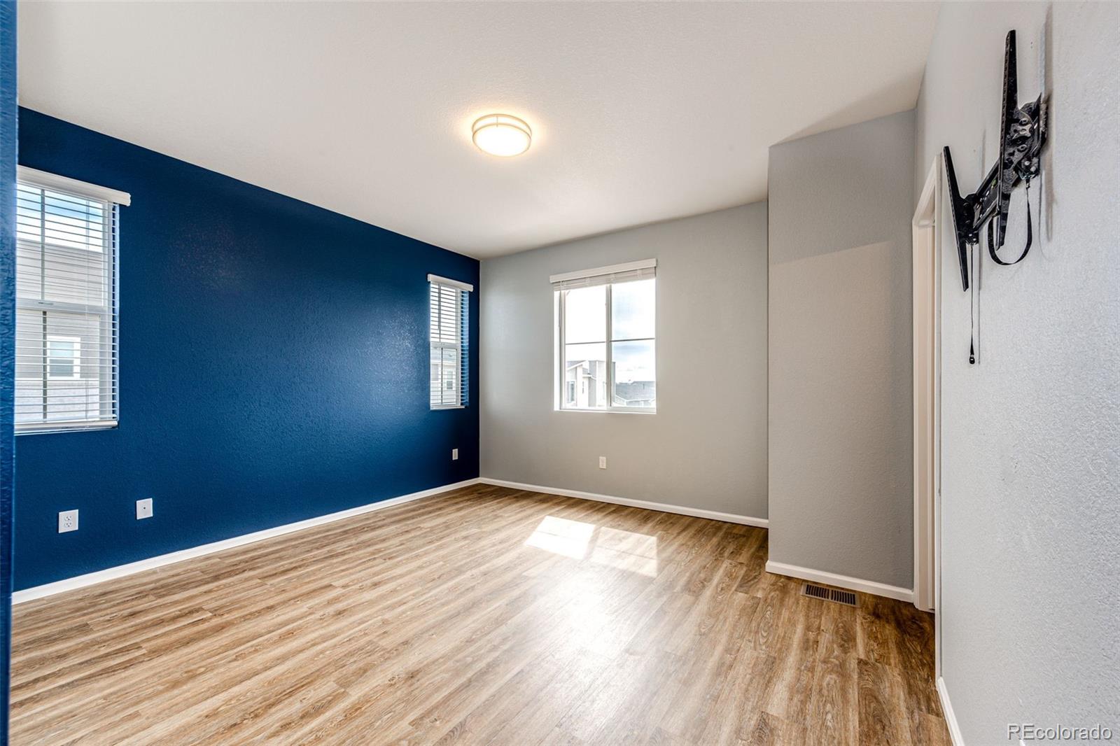 MLS Image #19 for 24263 e 41st avenue,aurora, Colorado