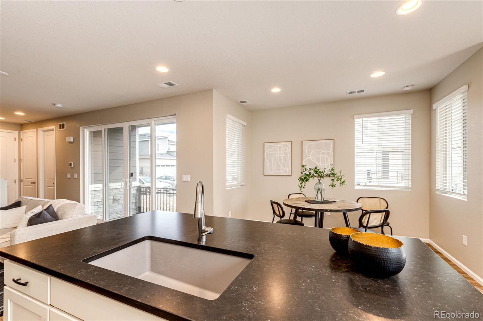 MLS Image #4 for 24263 e 41st avenue,aurora, Colorado