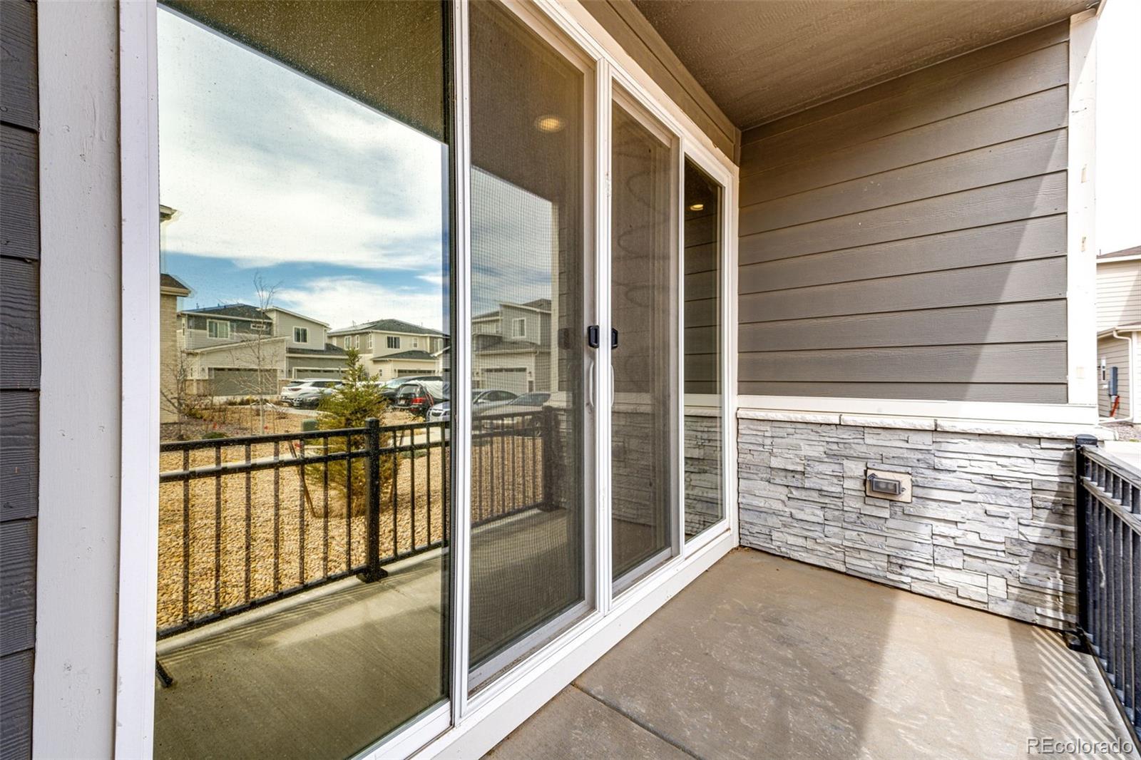 MLS Image #9 for 24263 e 41st avenue,aurora, Colorado