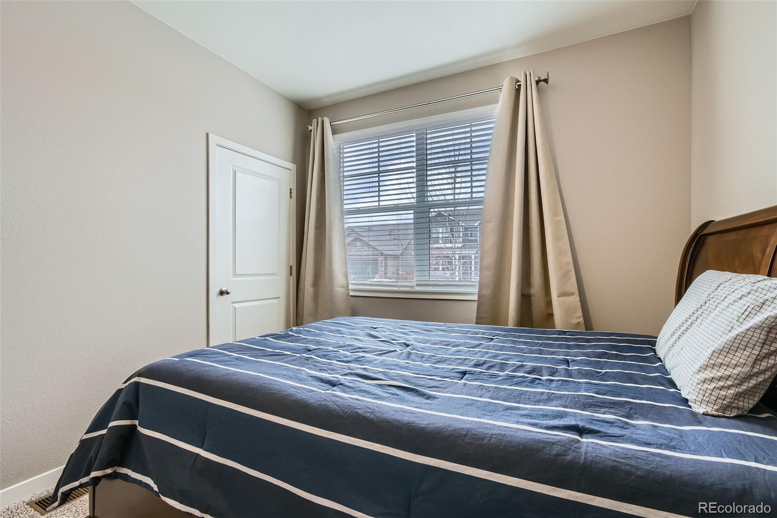 MLS Image #13 for 14758  normande drive,mead, Colorado