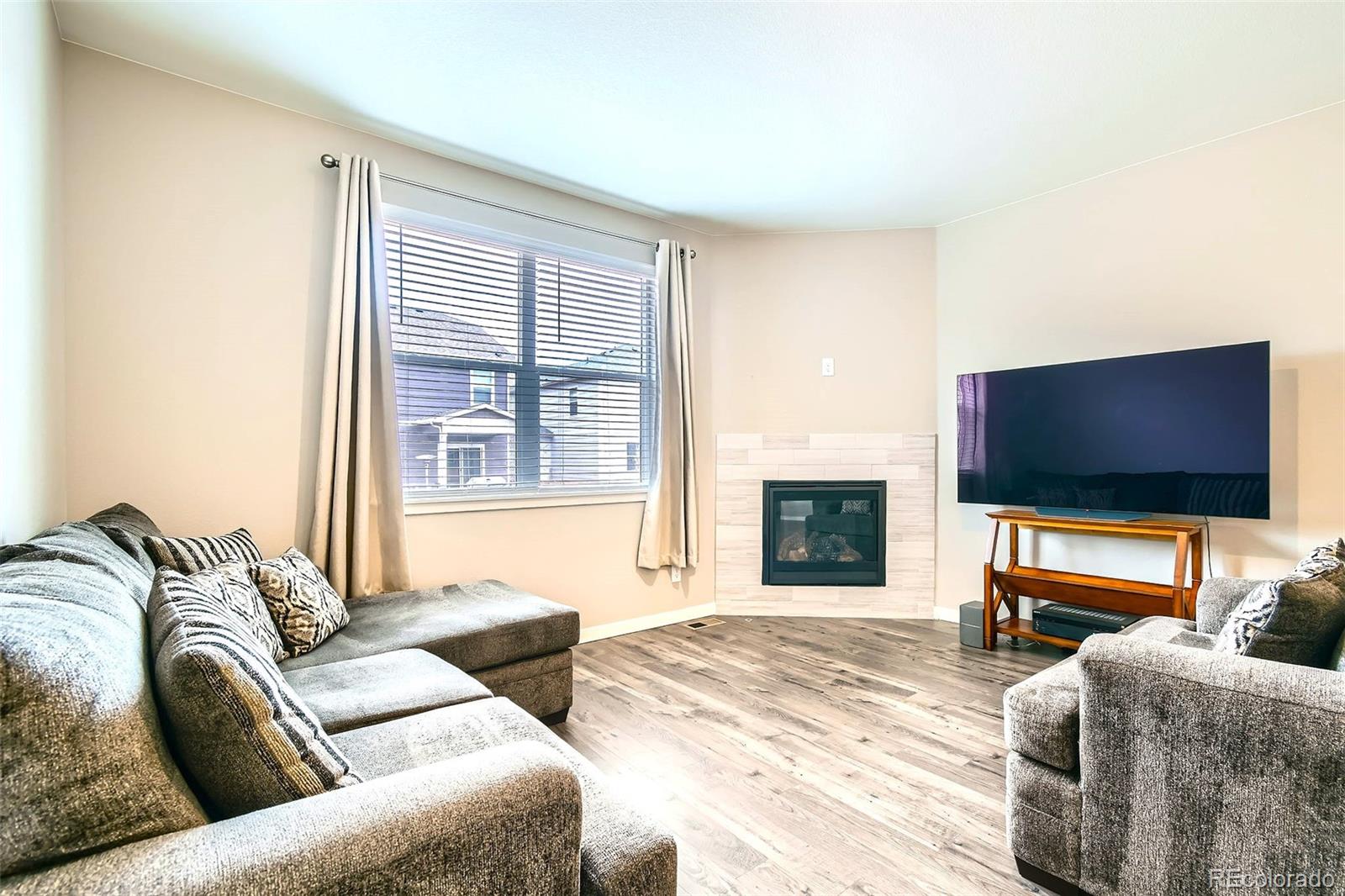 MLS Image #2 for 14758  normande drive,mead, Colorado