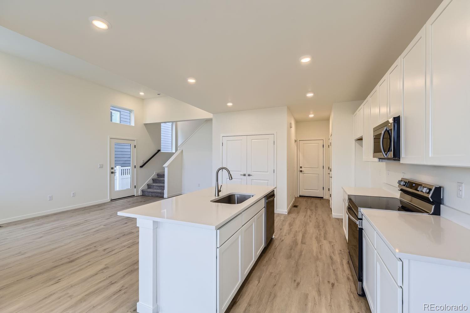 MLS Image #3 for 1286 s algonquian street,aurora, Colorado