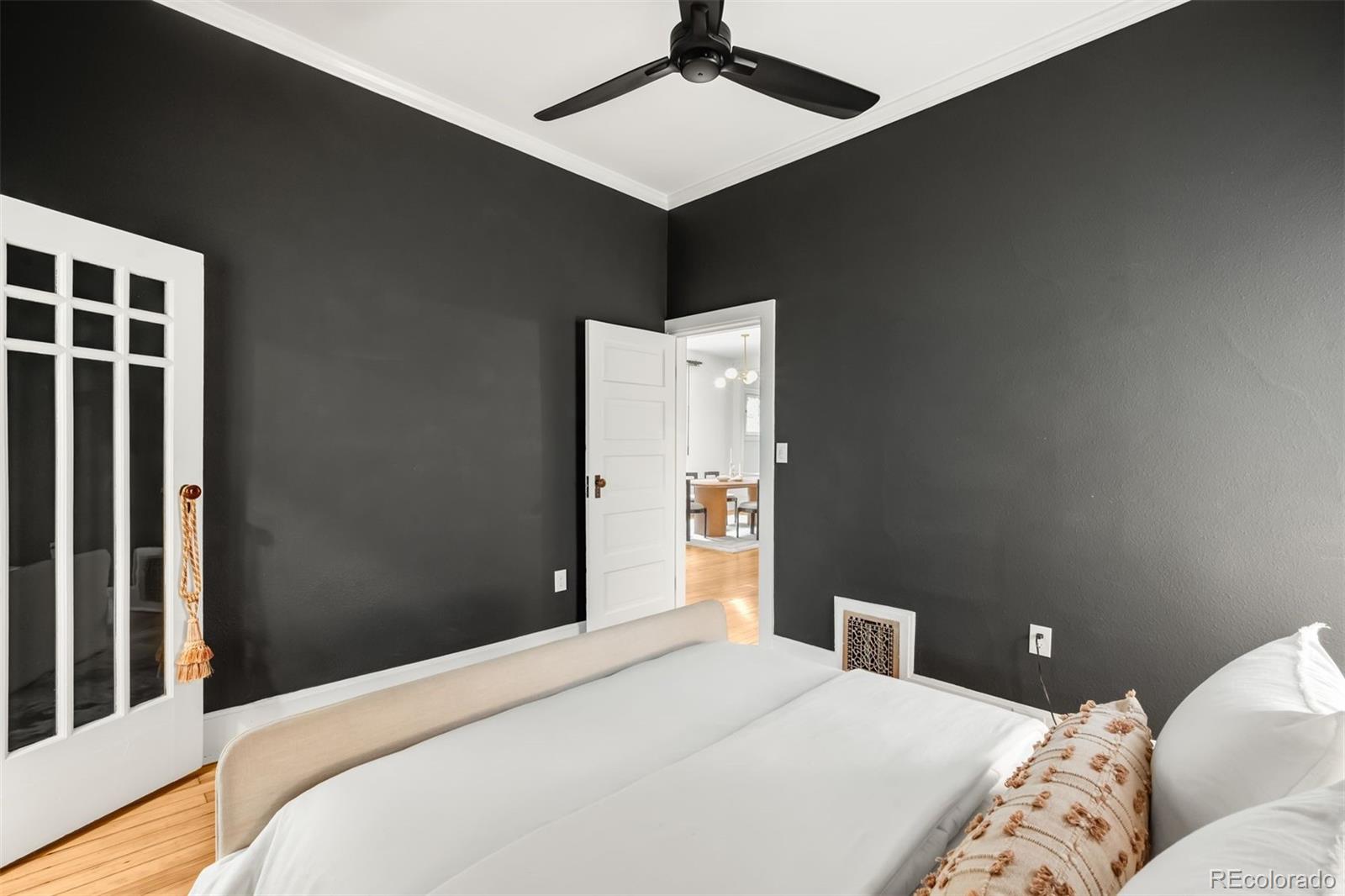 MLS Image #24 for 562 n pennsylvania street,denver, Colorado