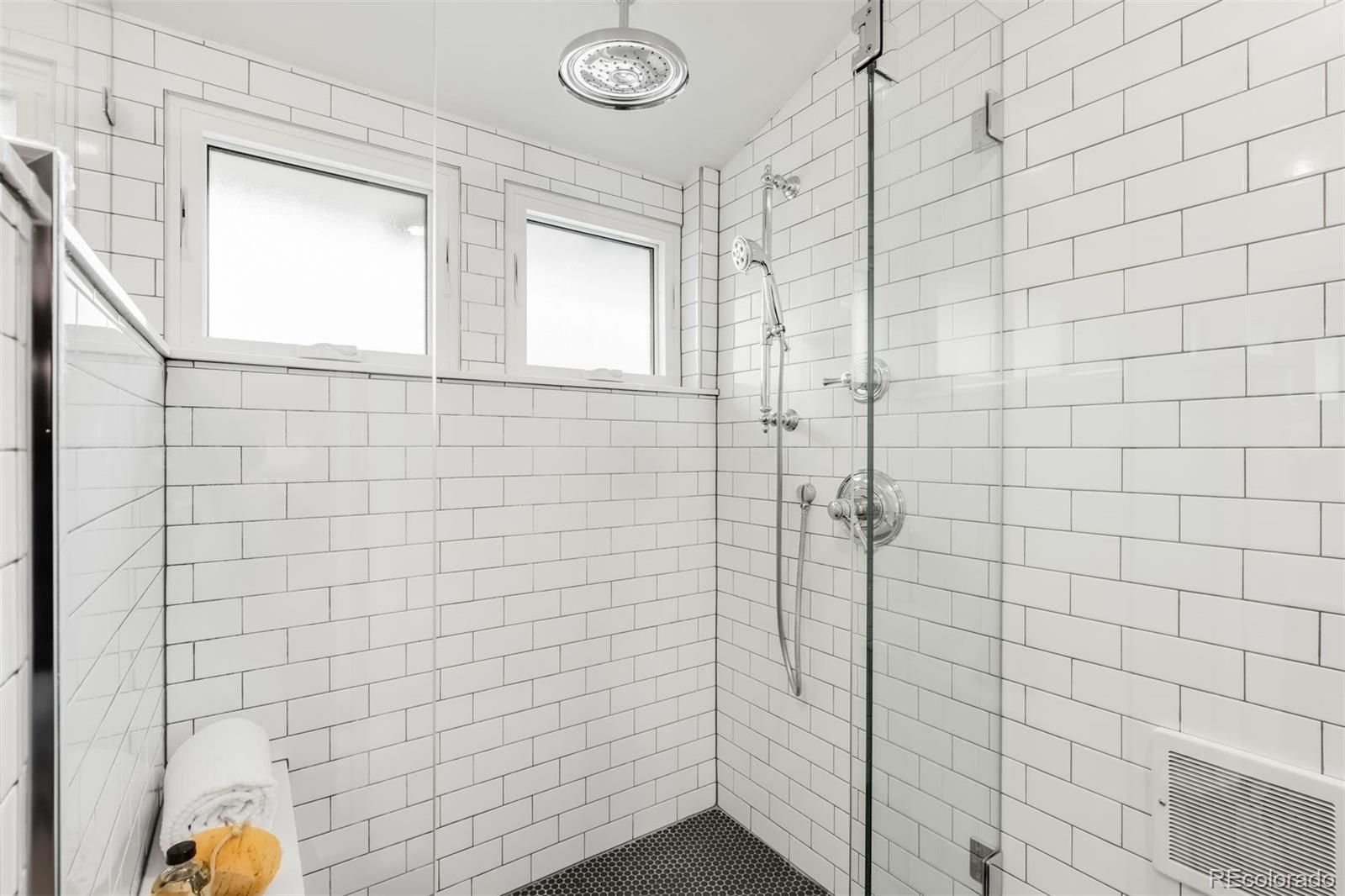 MLS Image #27 for 562 n pennsylvania street,denver, Colorado