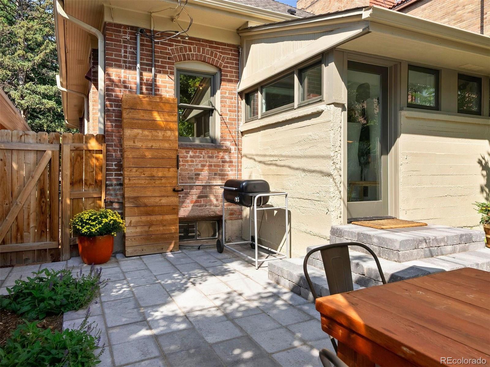 MLS Image #36 for 562 n pennsylvania street,denver, Colorado
