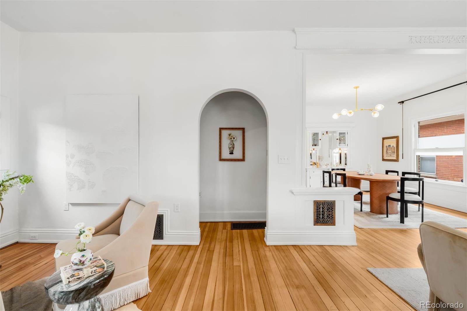 MLS Image #4 for 562 n pennsylvania street,denver, Colorado