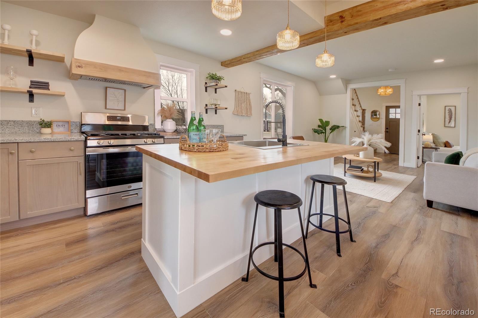 MLS Image #3 for 1902 w cucharras street,colorado springs, Colorado
