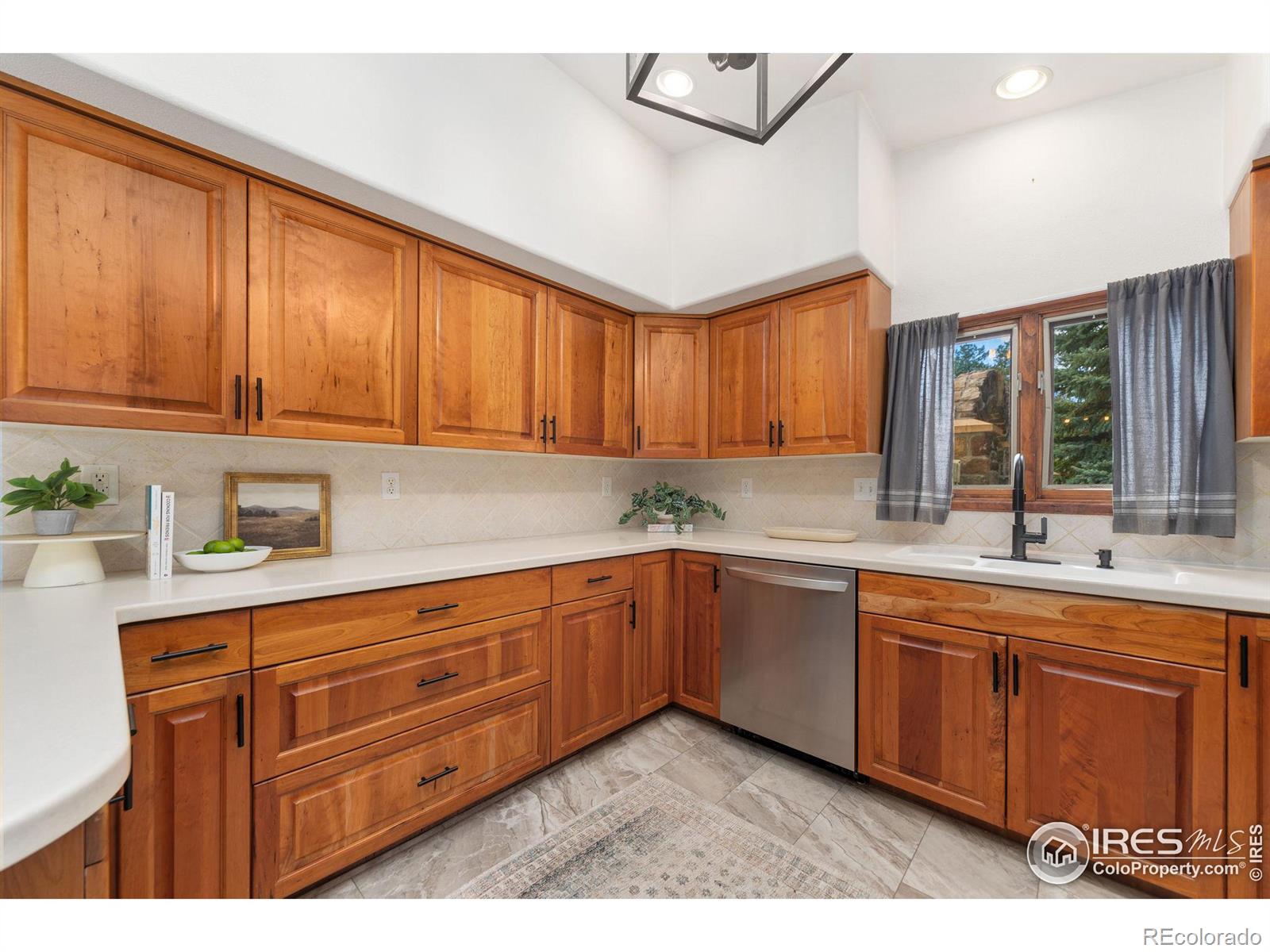 MLS Image #9 for 1032 n redbud drive,loveland, Colorado