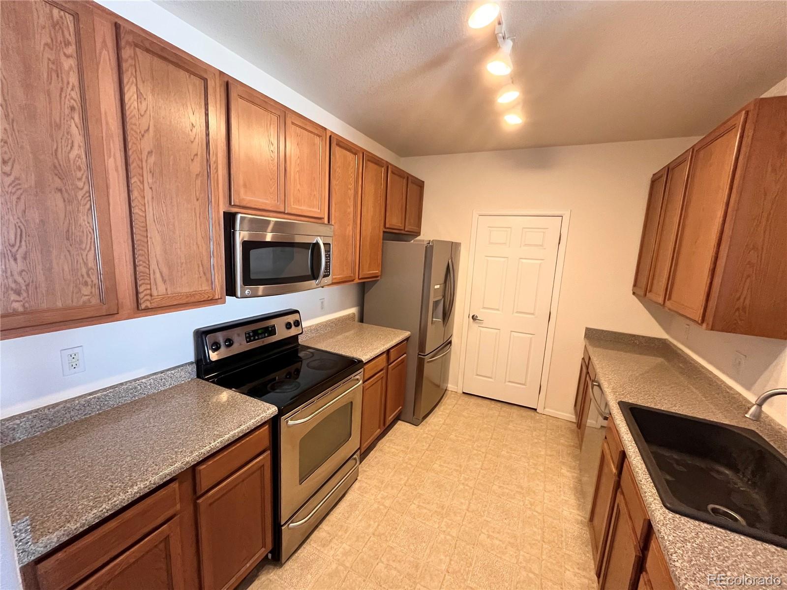 MLS Image #37 for 15700 e jamison drive,englewood, Colorado