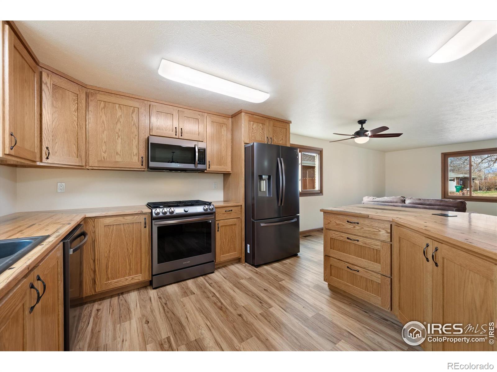 MLS Image #5 for 1410  oak drive,berthoud, Colorado