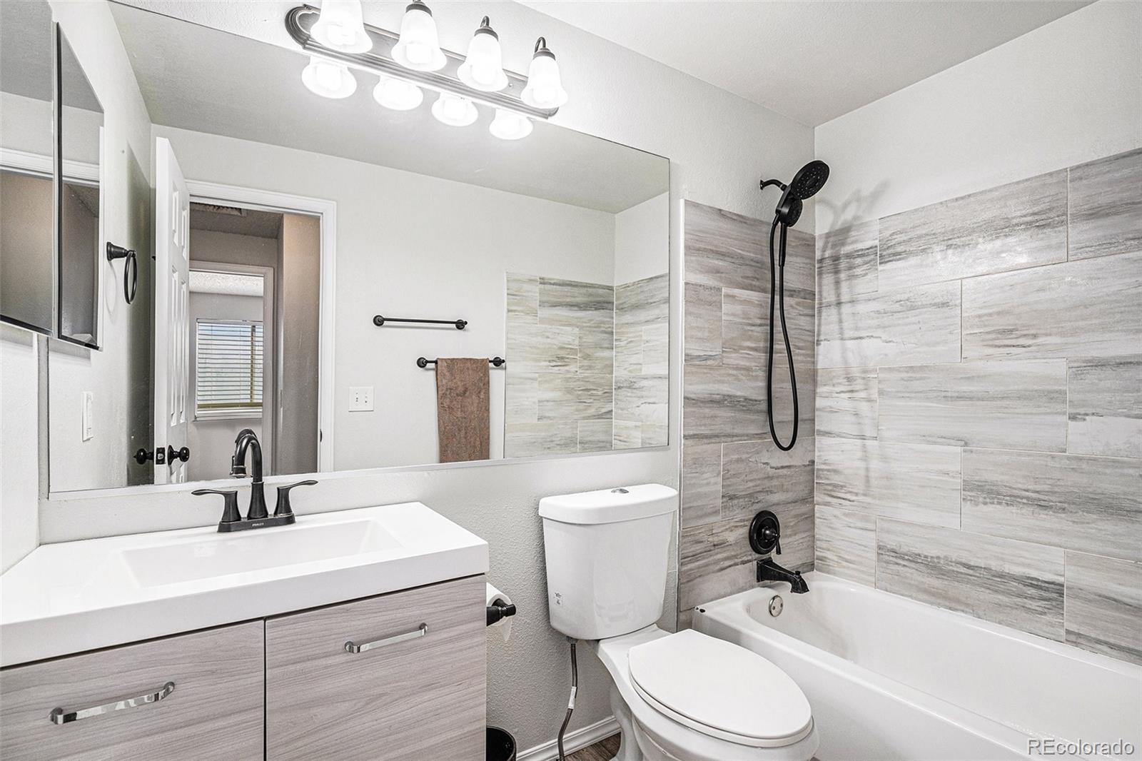 MLS Image #22 for 4871 s dunkirk way,centennial, Colorado