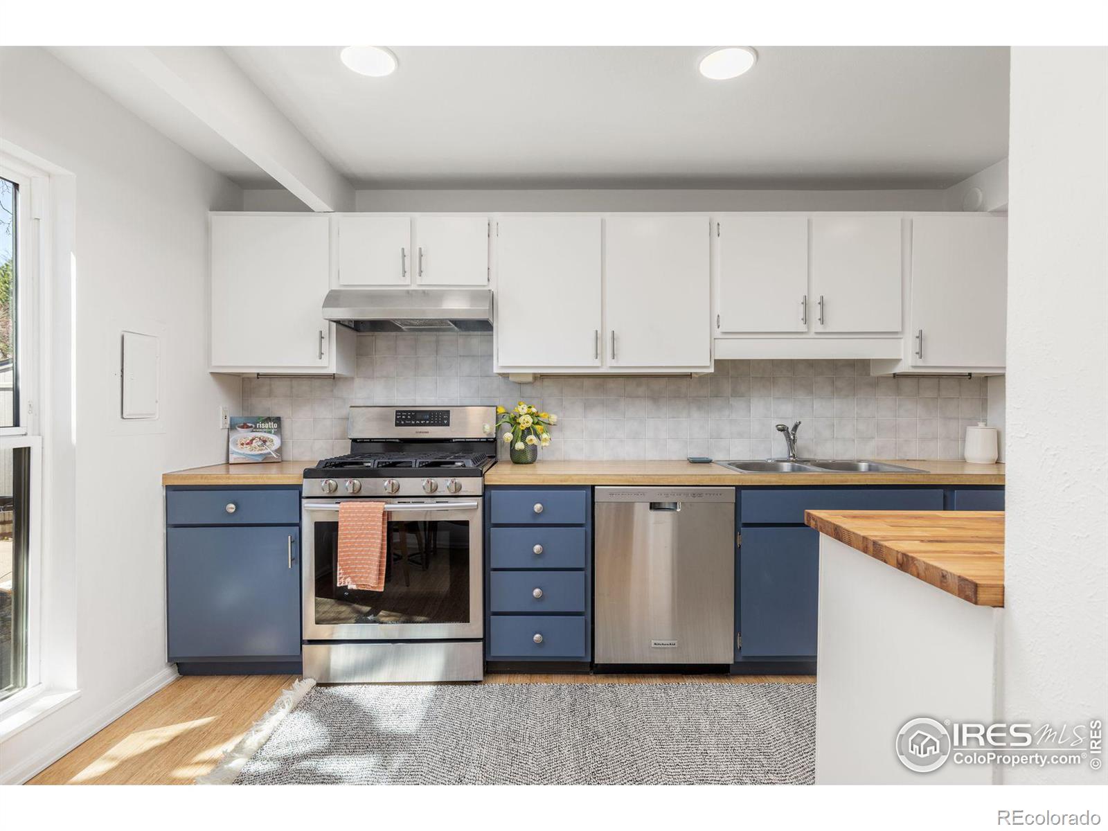 MLS Image #2 for 1385  bear mountain drive,boulder, Colorado