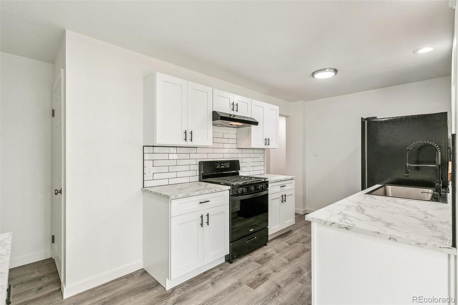MLS Image #6 for 180 w 78th place,denver, Colorado