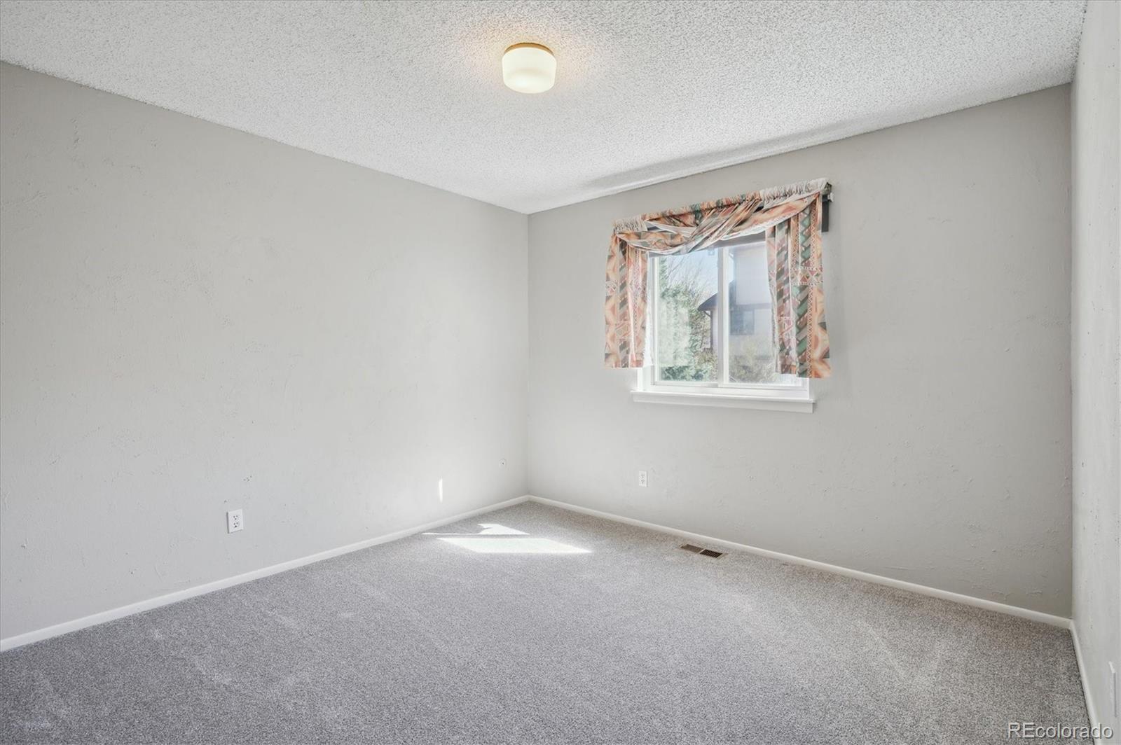 MLS Image #23 for 19322 e eldorado drive,aurora, Colorado