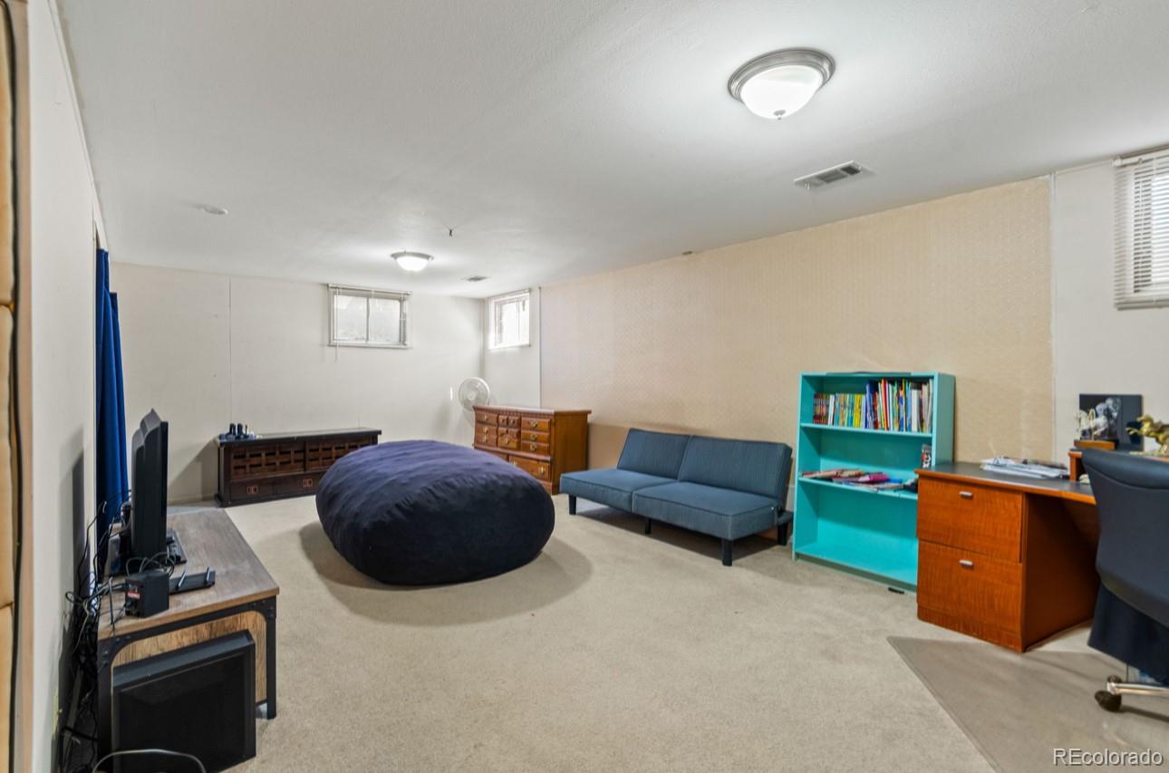 MLS Image #10 for 8530  richard road,denver, Colorado
