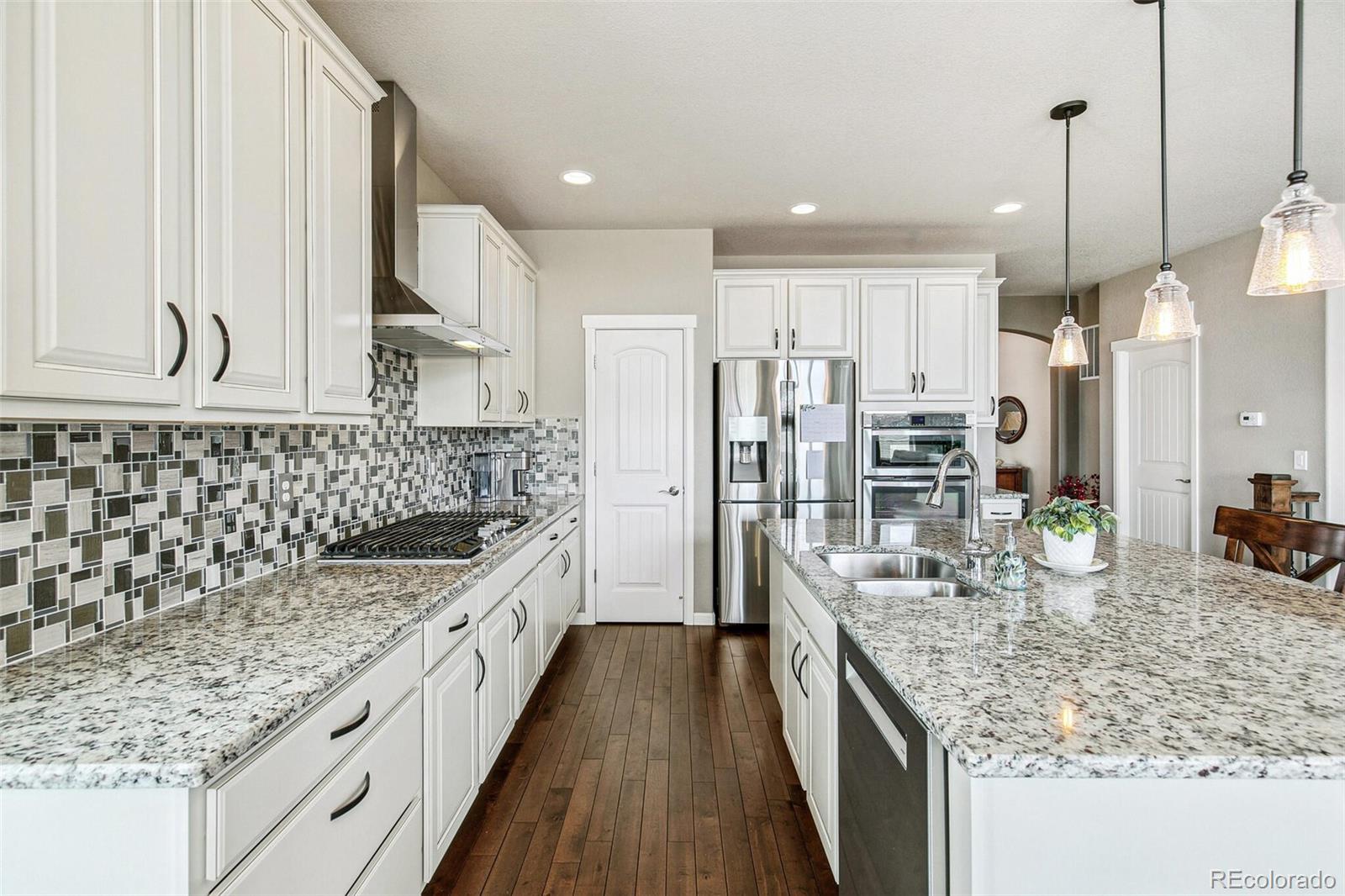 MLS Image #13 for 2280 s norse street,denver, Colorado