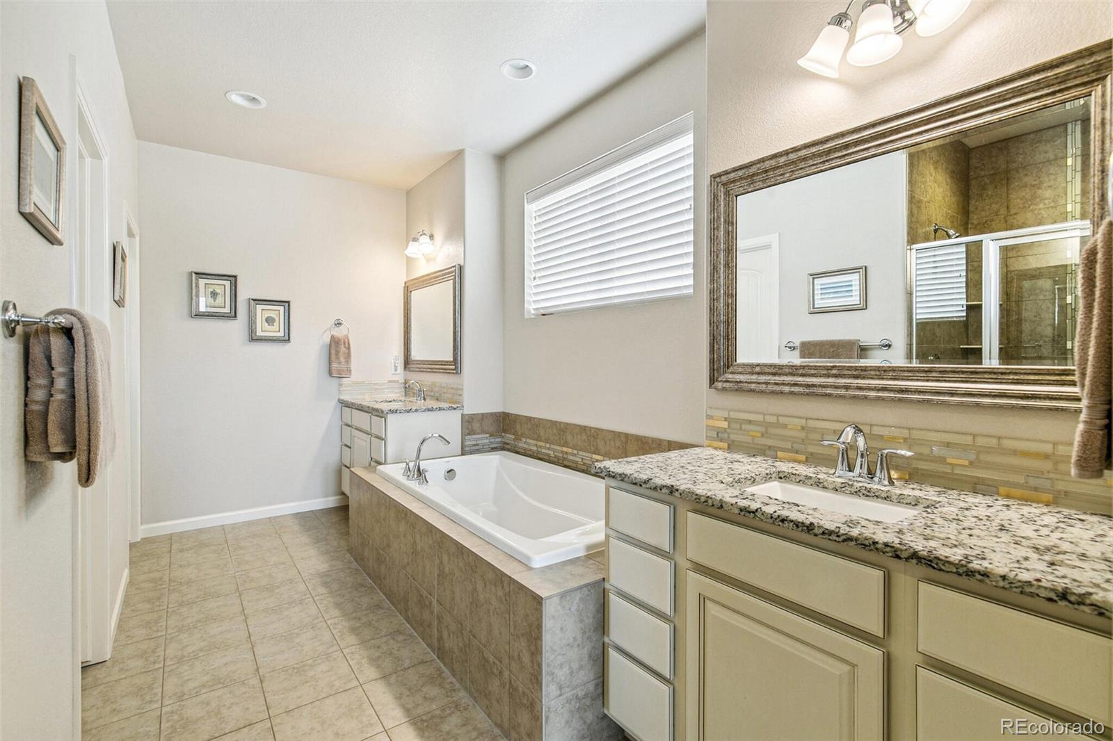 MLS Image #20 for 2280 s norse street,denver, Colorado