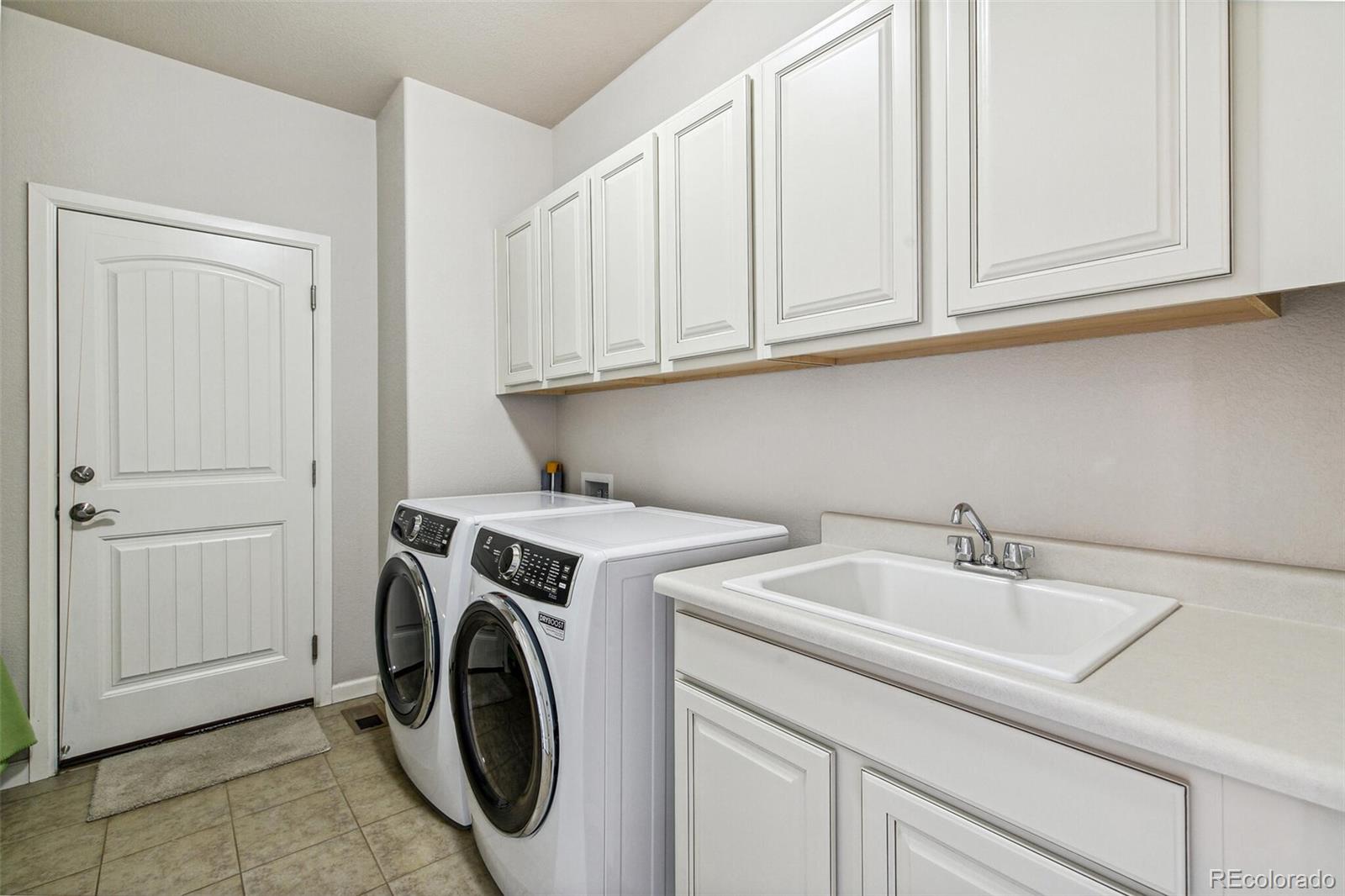 MLS Image #23 for 2280 s norse street,denver, Colorado